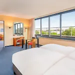 Radisson Hotel, Fuerst Leopold Hotel 4*