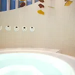 Radisson Hotel, Fuerst Leopold