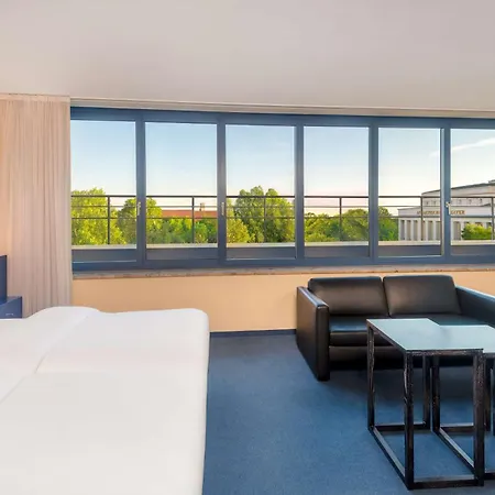 Radisson Blu Fürst Leopold 4*