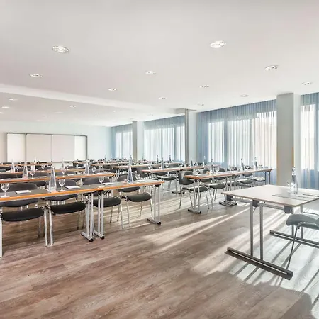 Radisson Blu Fürst Leopold 4*