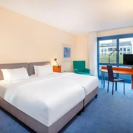 Radisson Blu Fuerst Leopold 4*