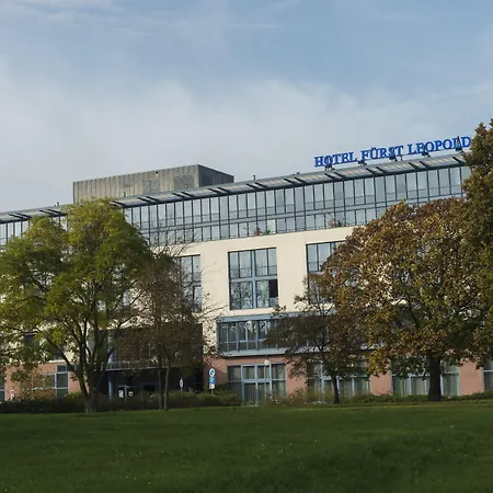 Radisson Hotel, Fuerst Leopold فندق