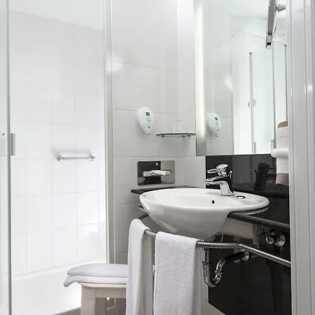 Hotel Radisson Hotel, Fuerst Leopold 4*