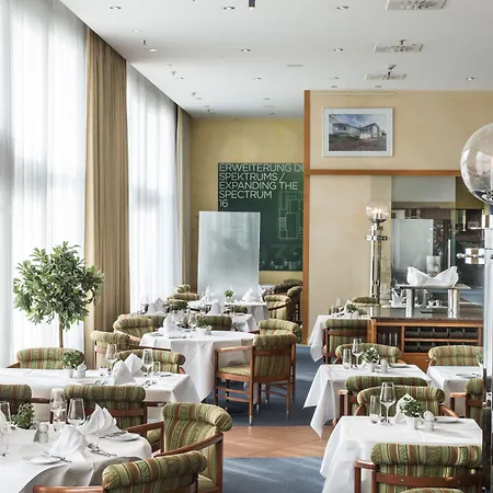Radisson Hotel, Fuerst Leopold ホテル 4*