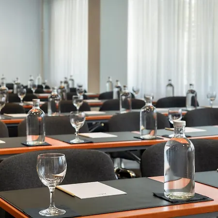 Radisson Hotel, Fuerst Leopold