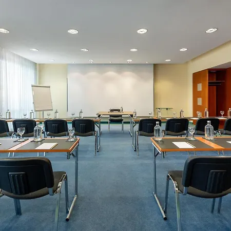 فندق Radisson Hotel, Fuerst Leopold
