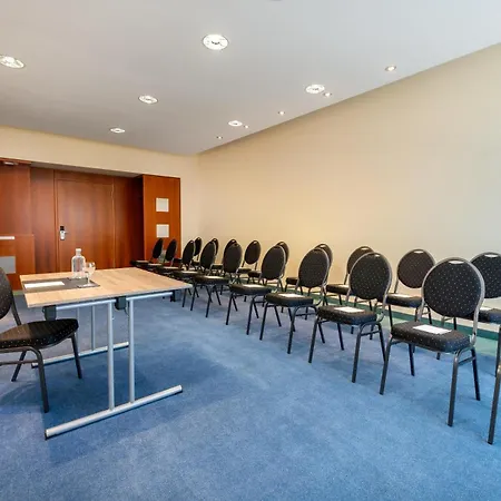 Hotel Radisson Hotel, Fuerst Leopold 4*