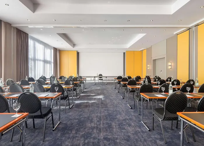 Radisson Hotel, Fuerst Leopold 4*