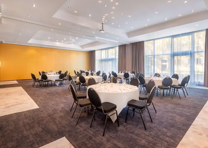 Radisson Hotel, Fuerst Leopold Hotel 4*