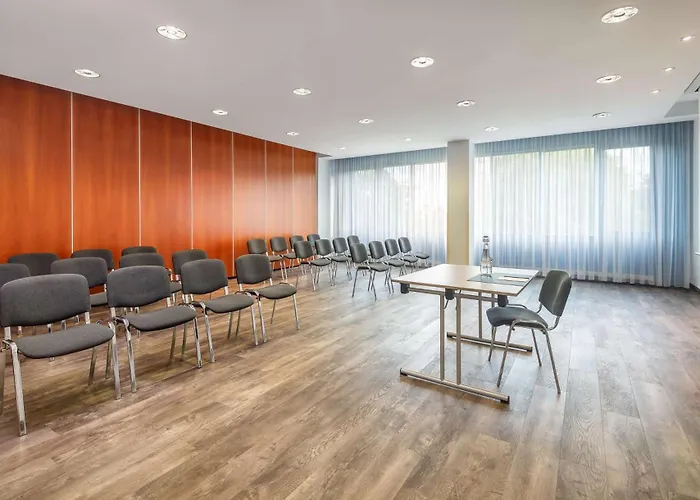 Radisson Hotel, Fuerst Leopold Hotel 4*