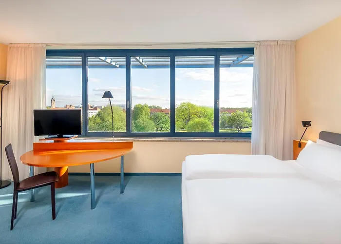 Radisson Hotel, Fuerst Leopold 4*