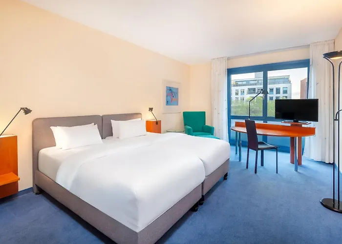 Radisson Hotel, Fuerst Leopold 4*