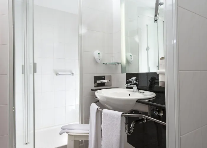 ホテル Radisson Hotel, Fuerst Leopold 4*