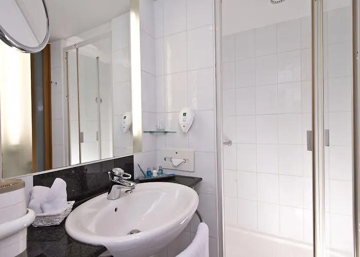 Radisson Hotel, Fuerst Leopold ホテル