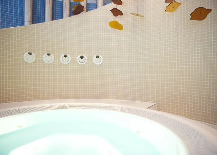 Radisson Hotel, Fuerst Leopold