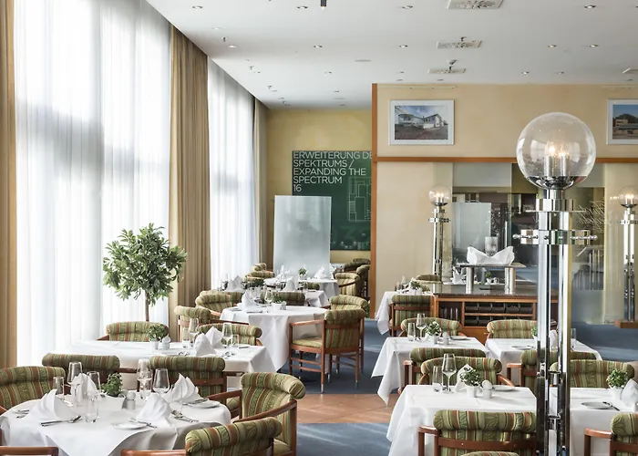 Radisson Hotel, Fuerst Leopold ホテル 4*